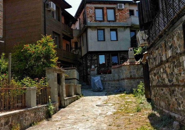 Архитектурные чудеса и загадочные дольмены - фото 4