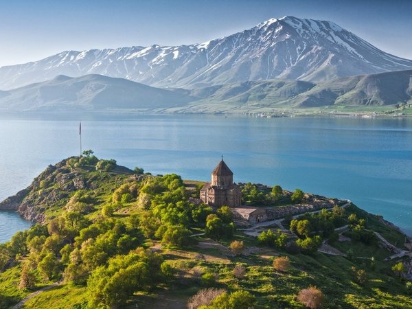 Фиолетово, Дилижан и Севан за один день — из Еревана - фото 2
