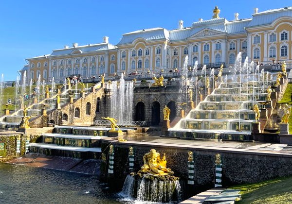 Автовояж в блистательный Петергоф и легендарный Кронштадт - фото 1