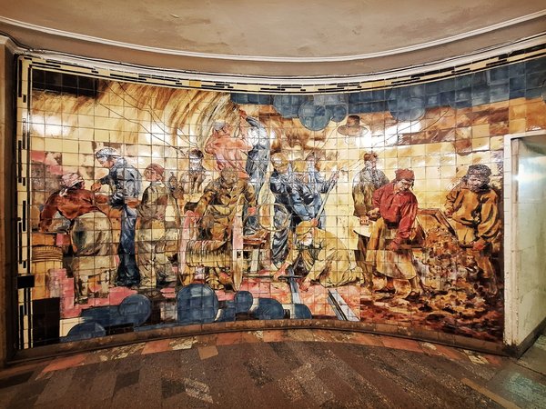 Площадь трёх вокзалов и самый красивый узел метро - фото 3