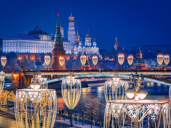Столица в праздничном наряде: отпуск в Москве в канун Нового года