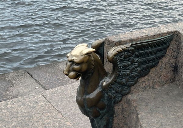 Обзорная по Петербургу на авто или нескучные рассказы от местного гида - фото 2
