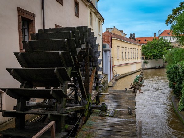 Экскурсия-перформанс «Розовые ведьмы» - фото 3