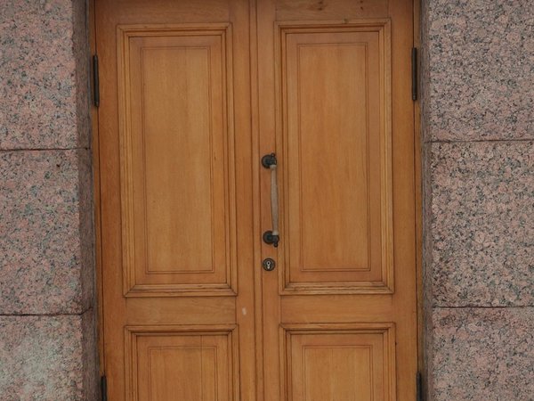 Лекция в ресторане + экскурсия: Революционеры или террористы? - фото 3