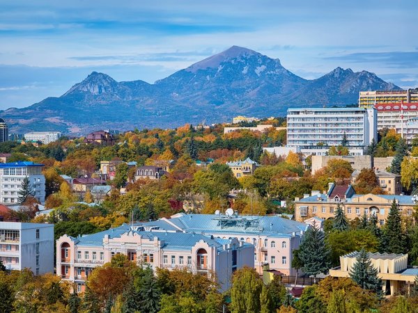 Трансфер из аэропорта в Железноводск с экскурсией по Пятигорску - фото 1