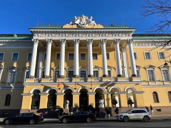 Символы Петербурга для всей семьи - фото 3