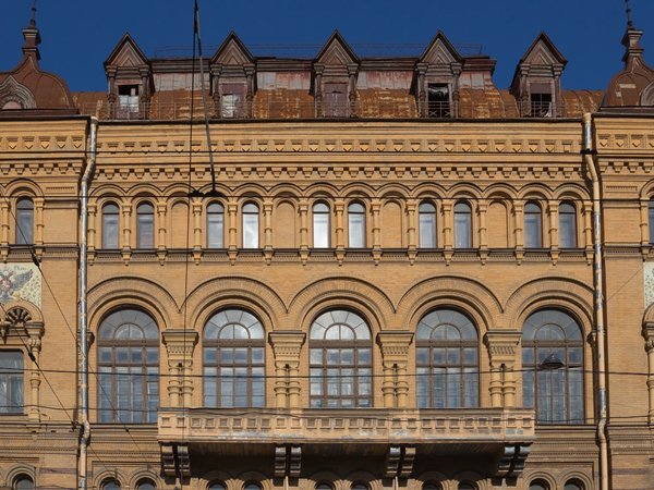 Парадный Литейный и его проходные дворы - фото 2
