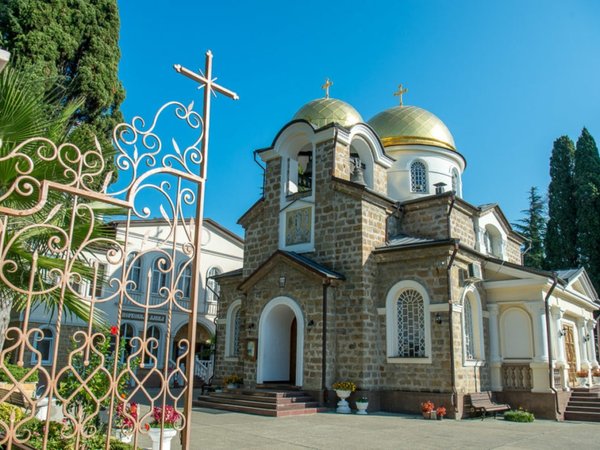 Сочи: символы православия