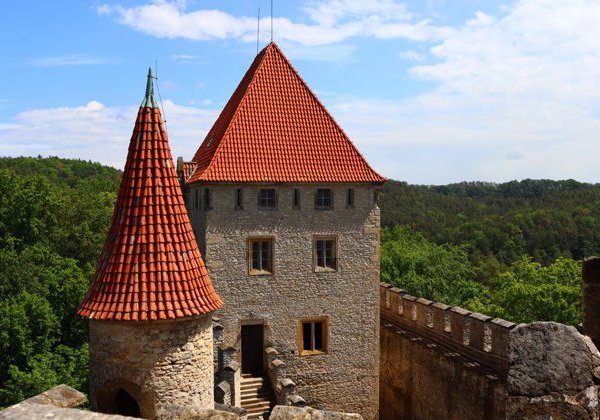 Махово озеро и брутальные средневековые замки - фото 1