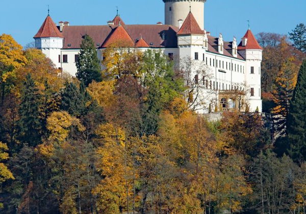 Чешский Крумлов, замок Конопиште и барочное село Голашовице - фото 3