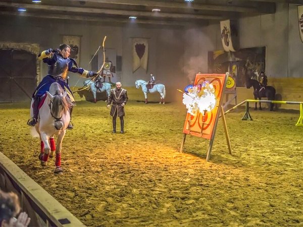 Путешествие в Средневековье: крепость Шюмег и рыцарский турнир - фото 4