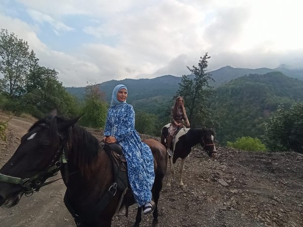 Два дня в Чечне: из Грозного в мир гор, лесов, башен и лошадей - фото 4