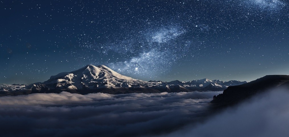 Звёздная ночь в объятиях Кавказа