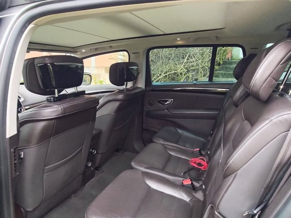 Трансфер «Аэропорт (Шарль-де-Голль, Орли) — Париж» - фото 3