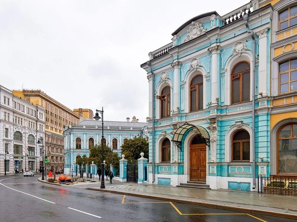 Мясницкая: по страницам московской жизни - фото 1