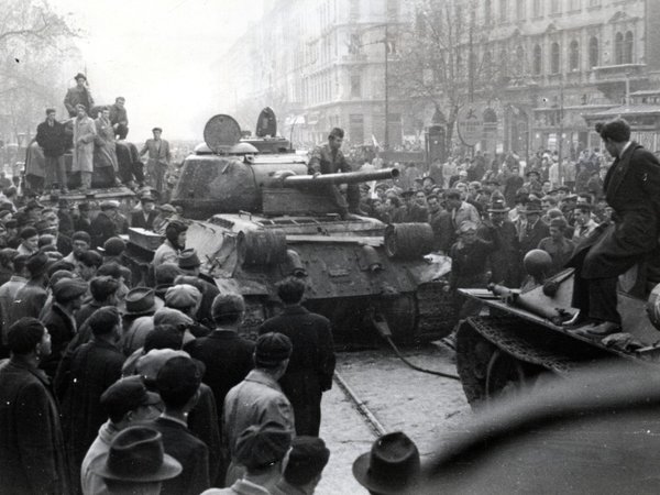 Разобраться в кровавых событиях Будапешта 1956 года - фото 4