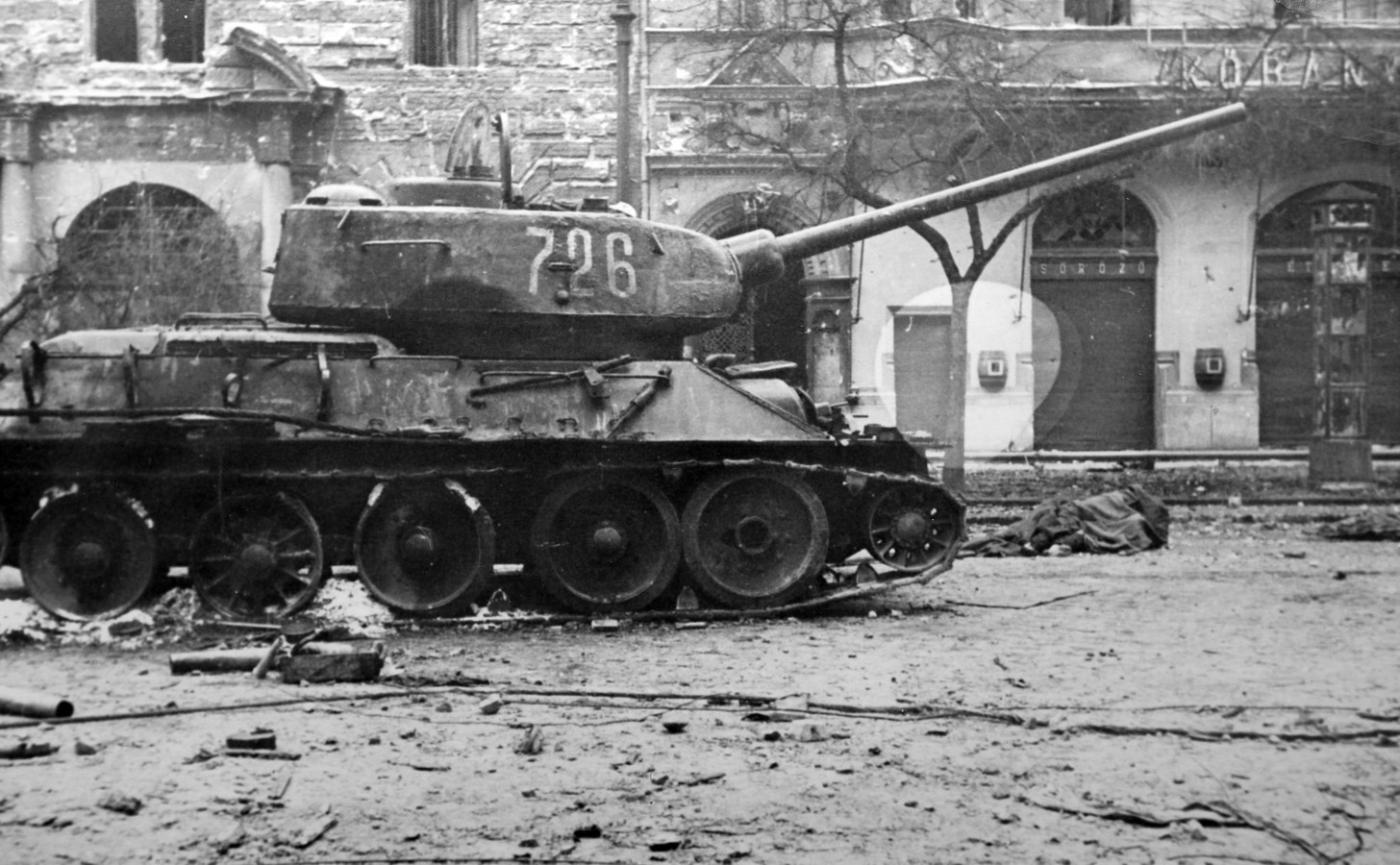 Разобраться в кровавых событиях Будапешта 1956 года