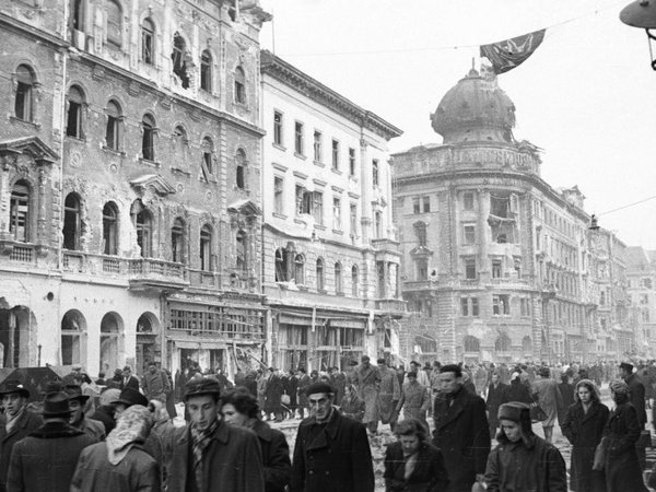 Разобраться в кровавых событиях Будапешта 1956 года - фото 3