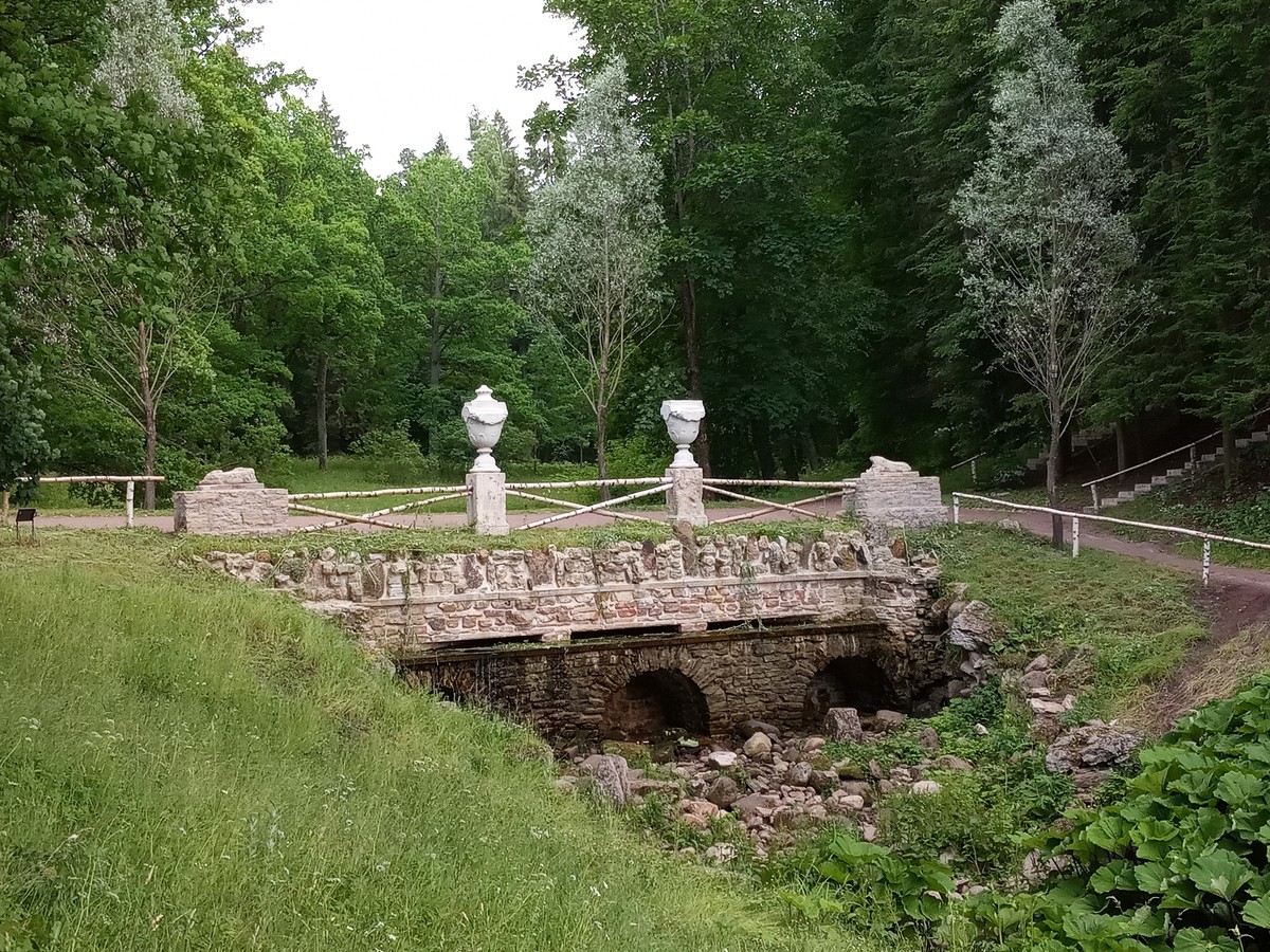 «Там на неведомых дорожках»: открывая Павловский парк