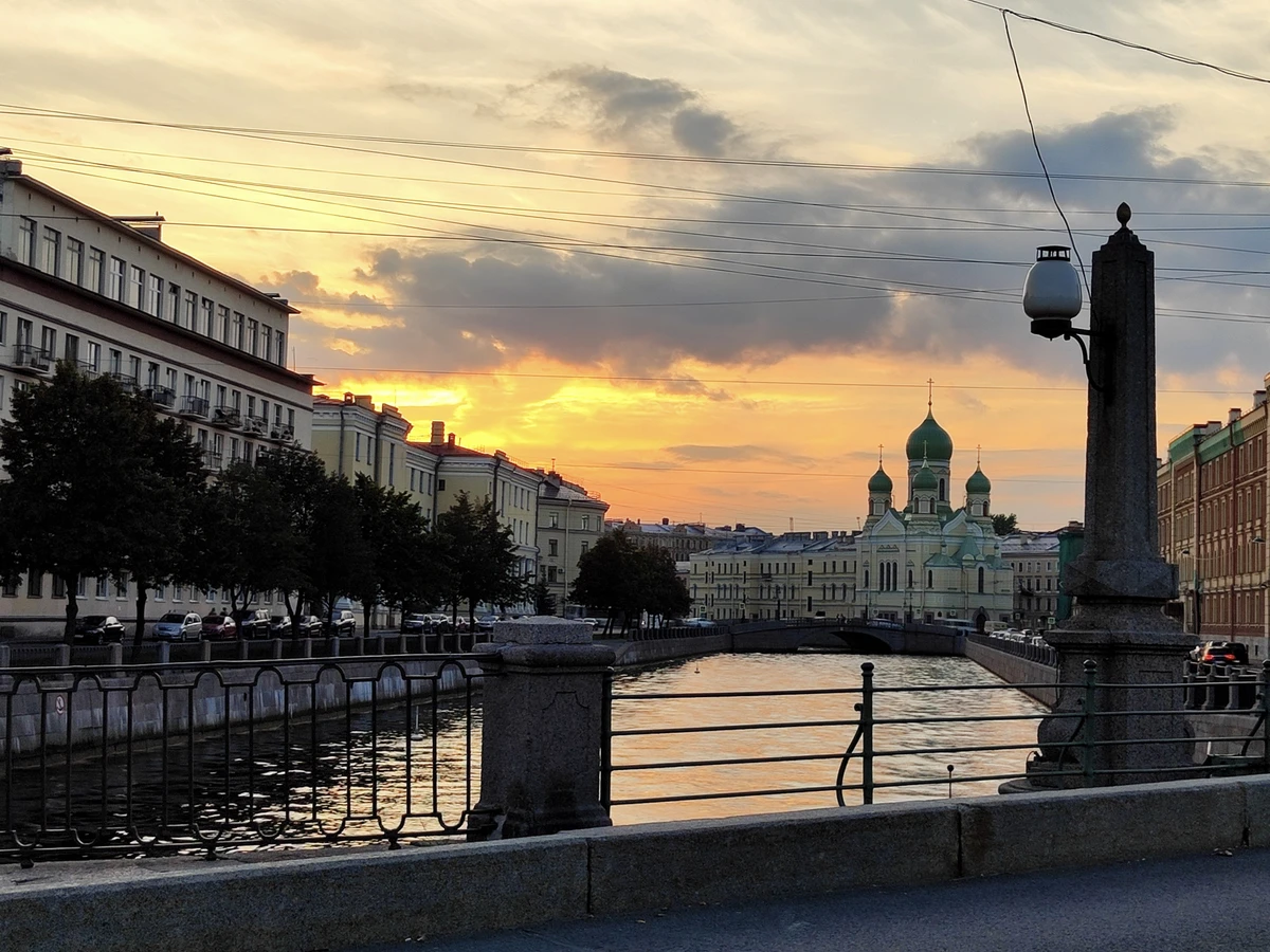 Розы и слёзы петербургской Коломны