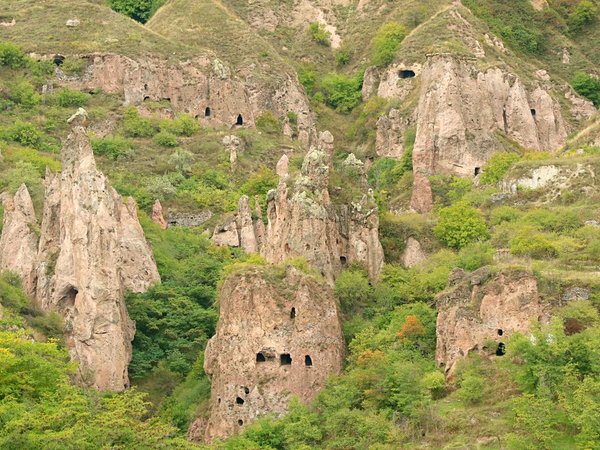 Татев и сокровища Сюника: горы, водопад и древние легенды - фото 4