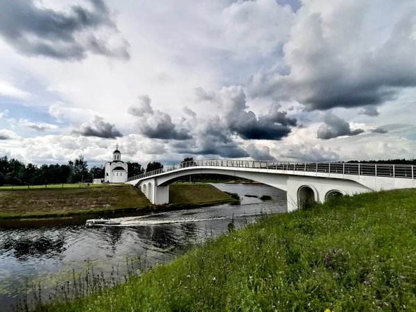Тверские мосты: между берегами и историями - фото 1