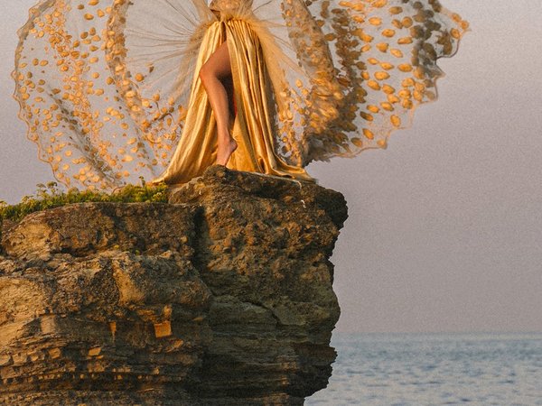 Фотосессия в летящем платье на пляже Хойана - фото 1