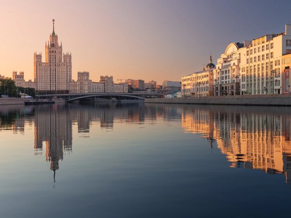 От Кремля до Киевской на теплоходе «Августина» или «Алексия» - фото 1