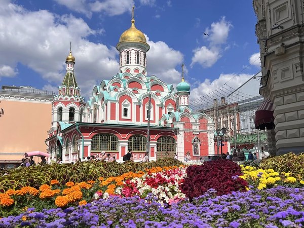 Москва вдоль и поперёк: обзорная экскурсия с 4 остановками и круиз по Москве-реке - фото 2
