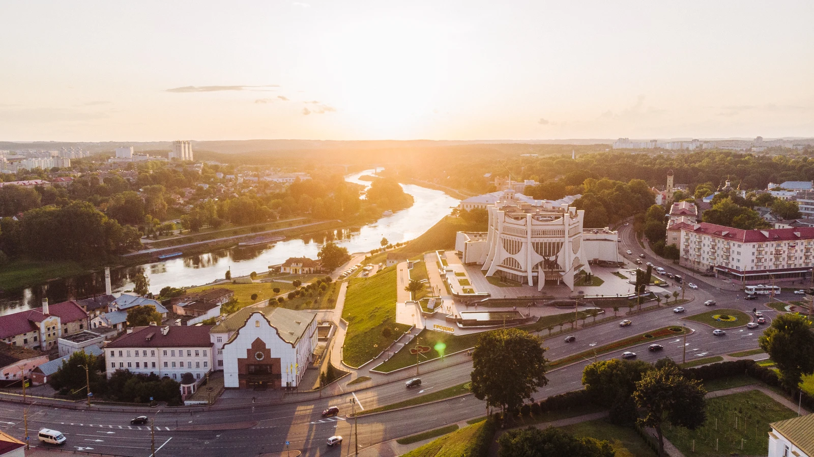 Закулисье Гродно: прогулка + посещение старейшего Театра кукол Беларуси