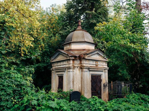 Архитектура вечности: надгробия Арского кладбища Казани - фото 1