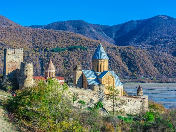 Из Тбилиси — во Владикавказ: трансфер с экскурсией - фото 1