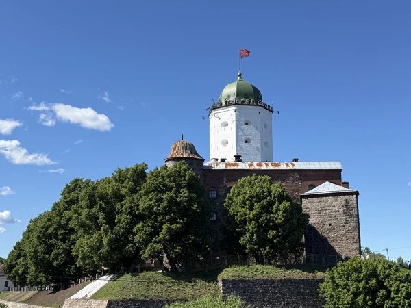 Квест-экскурсия без гида «Выборг. Секреты Старого города»