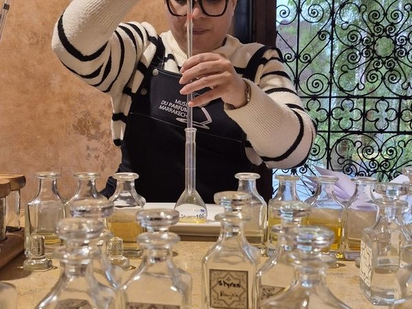 Марракеш сквозь ароматы: экскурсия на мотоцикле и парфюмерный мастер-класс - фото 2