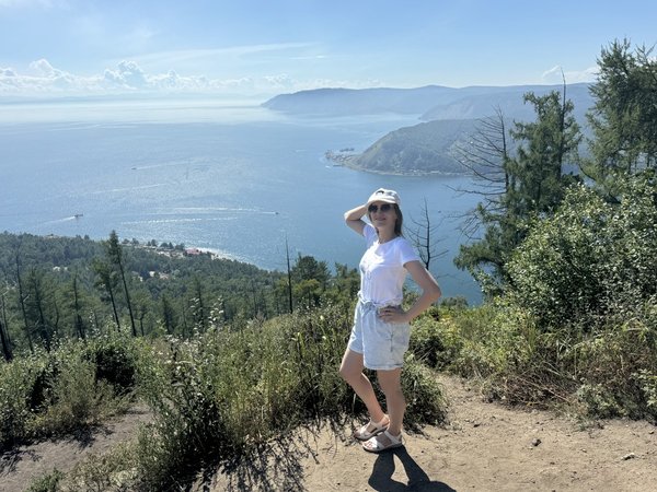 В гости к Байкалу: Листвянка, Ольхон и Малое Море, места силы, мыс Хобой и милые нерпы - фото 4