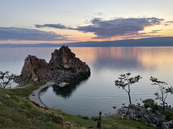 В гости к Байкалу: Листвянка, Ольхон и Малое Море, места силы, мыс Хобой и милые нерпы - фото 1