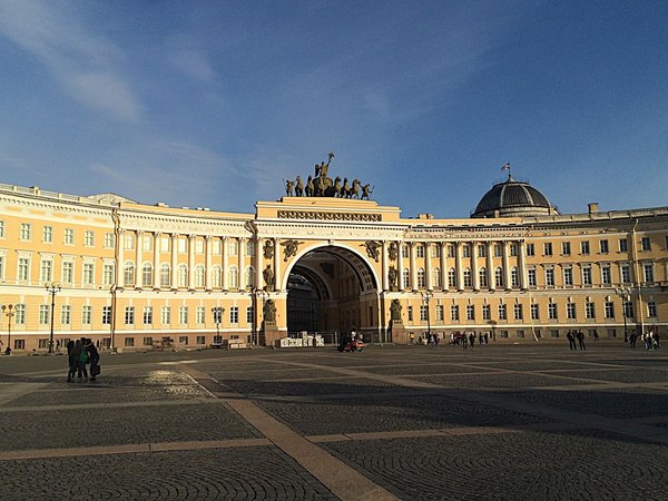 Секреты Романовых длиною в 300 лет - фото 1