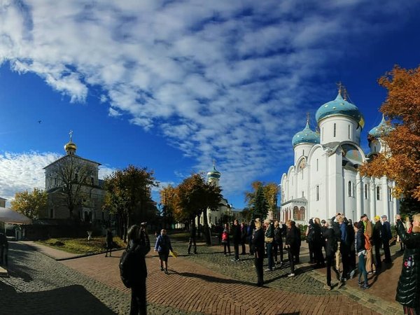 Внутренняя жизнь Троице-Сергиевой лавры - фото 1