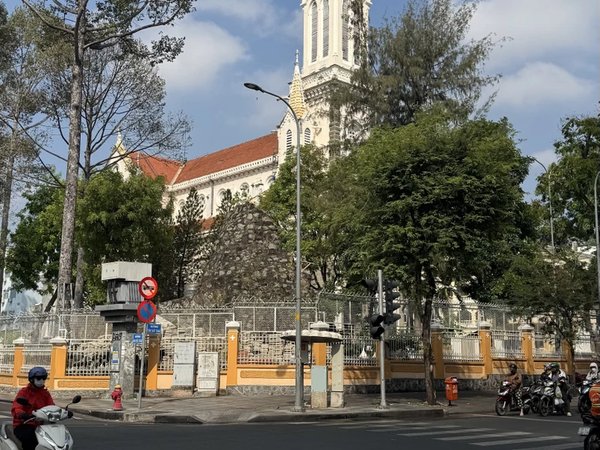 Сайгон — Хошимин: от бутиков до безумства Азиатских ночей - фото 3