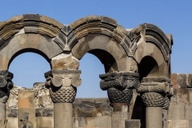 Фото экскурсии - Хор Вирап, Святой Эчмиадзин и Звартноц - 13