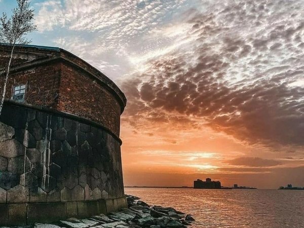 Морской Кронштадт: большая прогулка на катере с высадкой на форт - фото 3