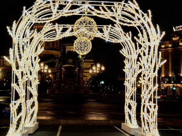 Новогоднее волшебство Петербурга - фото 4