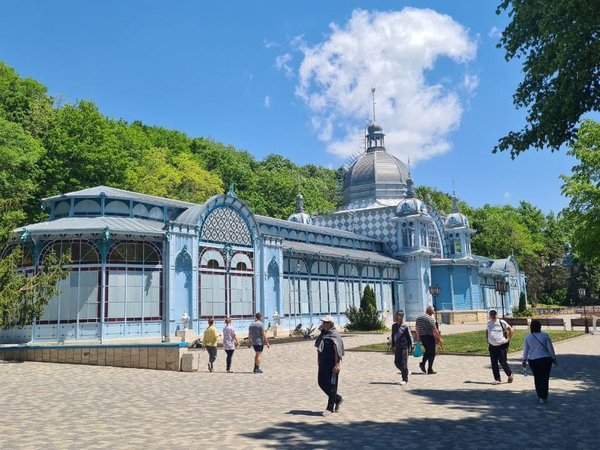 Кавказ литературный, курортный и горный: КМВ, Эльбрус, Чегем и Домбай