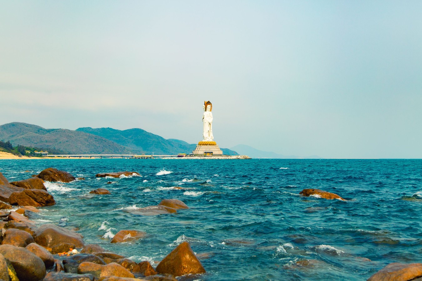 Три бухты Саньи: море, снорклинг, сапы, мастер-класс и отели 4–5* (индивидуально)