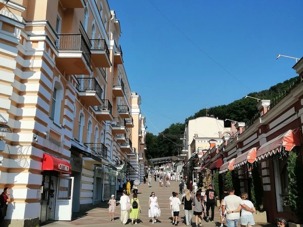 Подробности из жизни знаменитостей в Кисловодске: литераторов, артистов, композиторов (16+) - фото 2