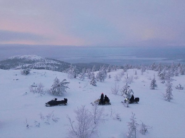 На снегоходах по живописным сопкам Кандалакши - фото 4