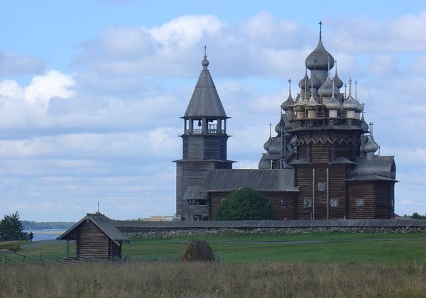 Места силы Карелии: Кижи и Воттоваара