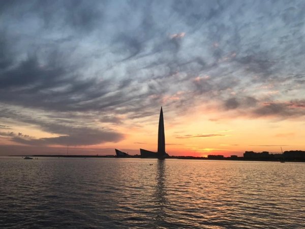 Ужин-круиз при свечах к «Лахта-центру» на теплоходе «Ряпушка» - фото 4