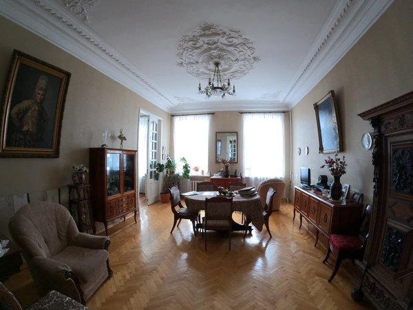 В гости к бабушке: экскурсия в старинную квартиру - фото 1