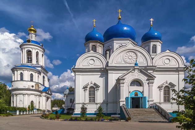 Экскурсия в Боголюбово и к церкви Покрова на Нерли-3